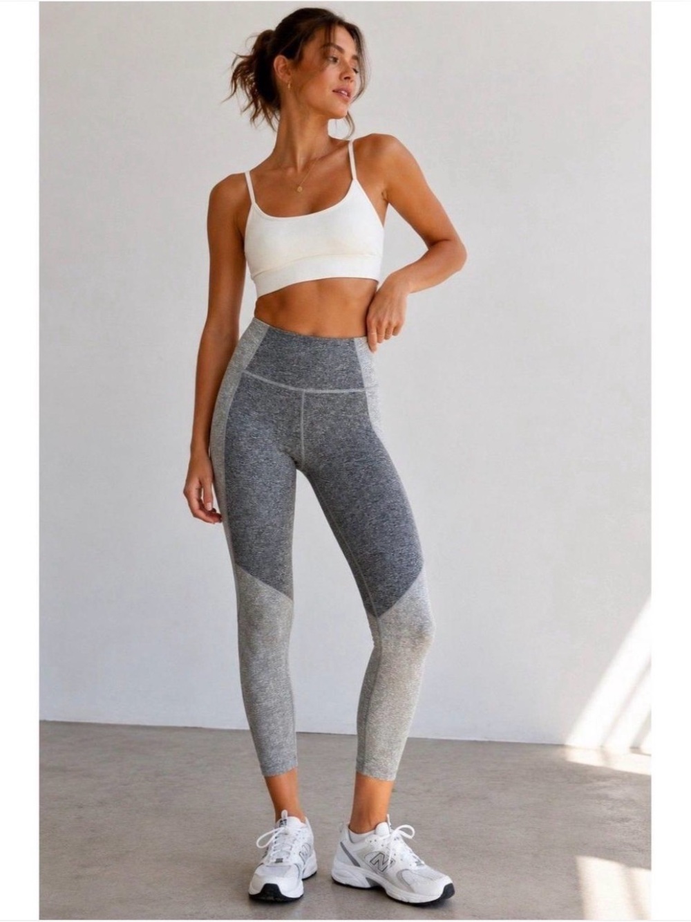 Outdoor Voices Two Tone 7/8 Leggings Gray Colorblock XS Compression Activewear